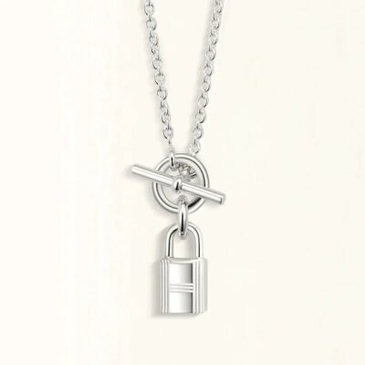 KELLY PEDANT SILVER
