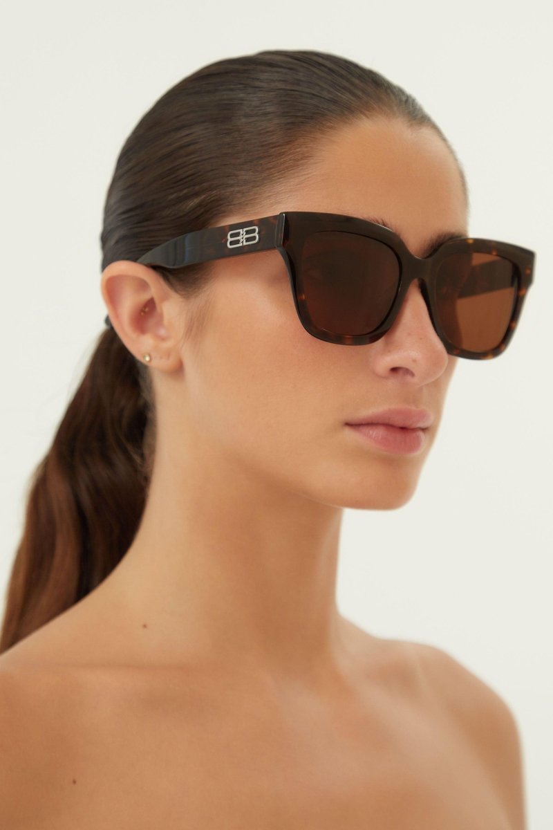 Balenciaga squared femenine havana sunglasses - Lux Studios