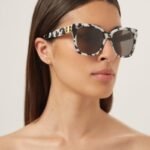 Balenciaga squared femenine zebra sunglasses with BB folding - Lux Studios