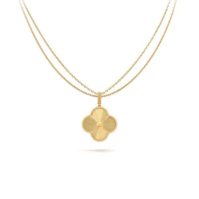 CLOVER  LARGE 25MM LASER NECKLACE GOLD