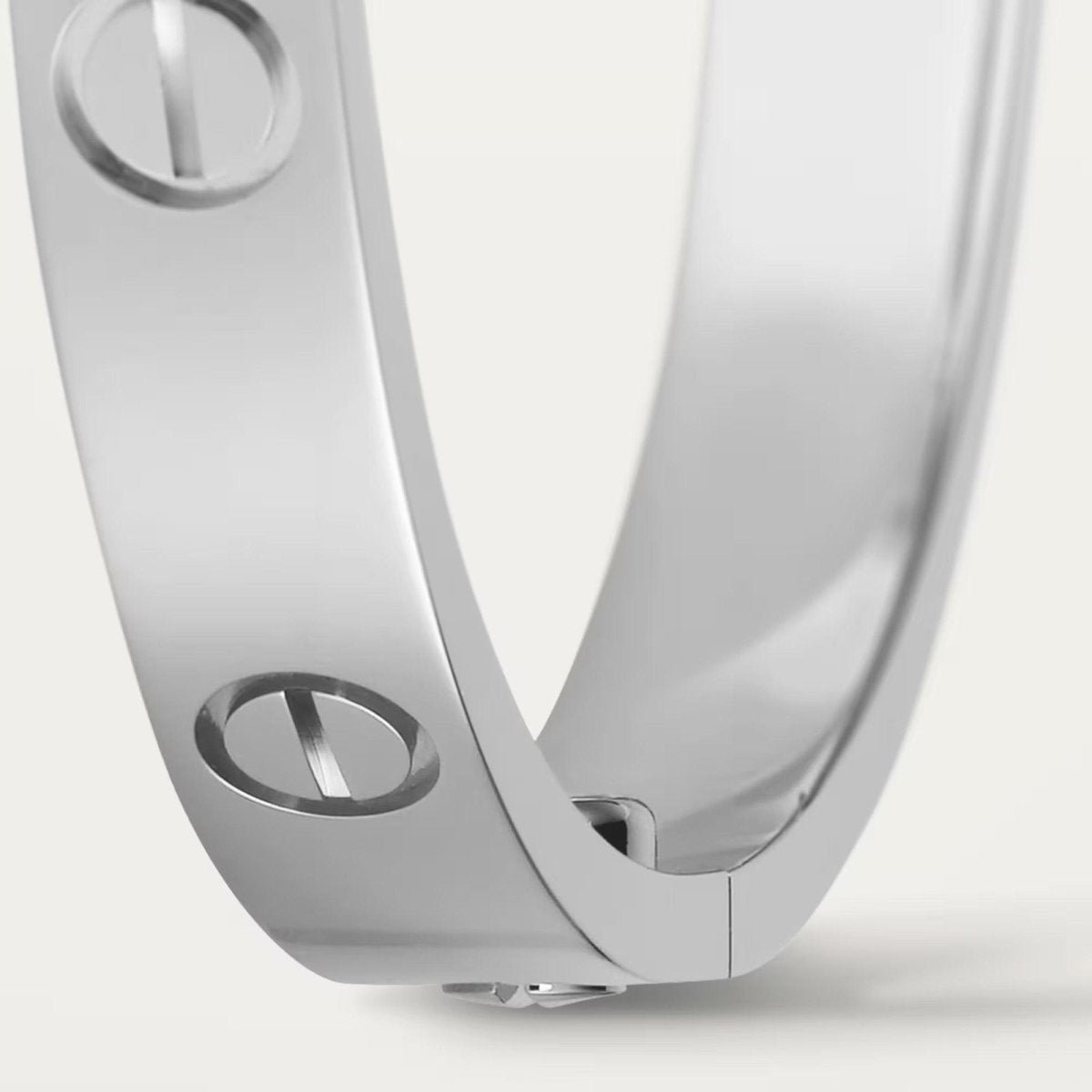 LOVE BRACELET - Lux Studios