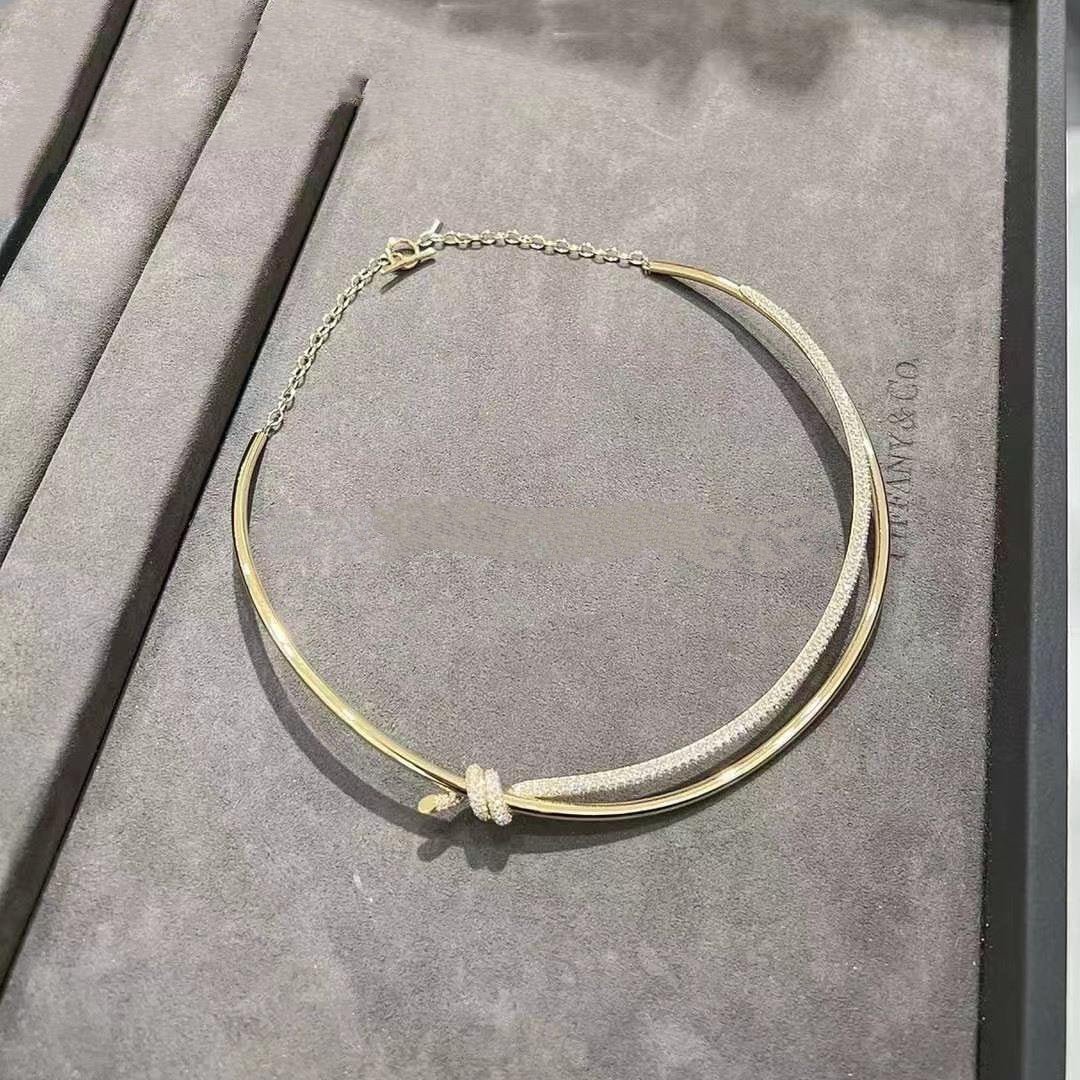 KNOT DOUBLE ROW NECKLACE IN YELLOW GOLD WITH DIAMONDS