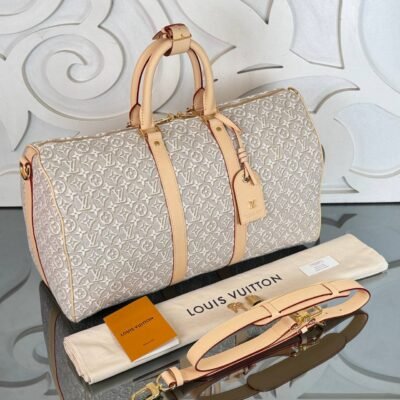 LV DUFFLE BAG